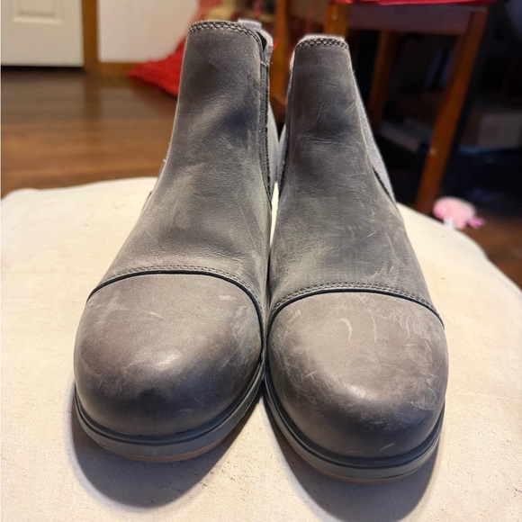 Women's Tan Ankle Boots - Picture 2 of 7